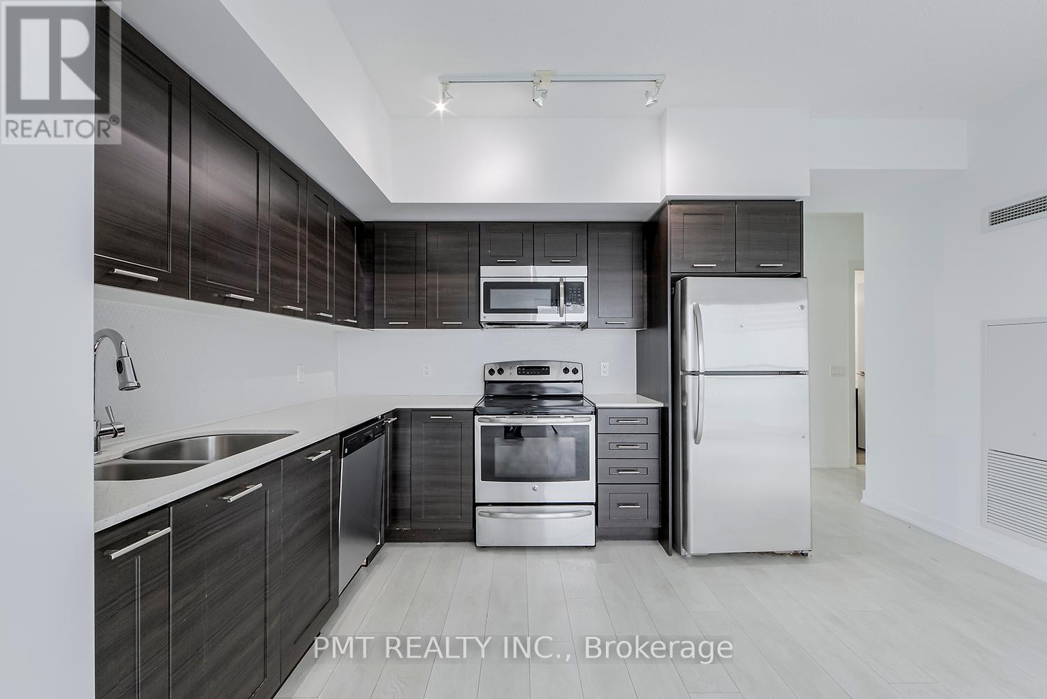 Photo 8 of 3902 2220 Lake Shore Boulevard W, Toronto ON