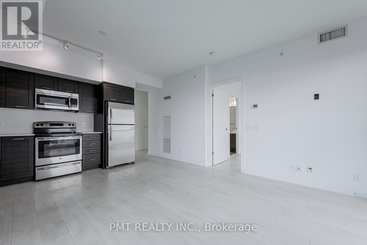 Photo 11 of 3902 2220 Lake Shore Boulevard W, Toronto ON