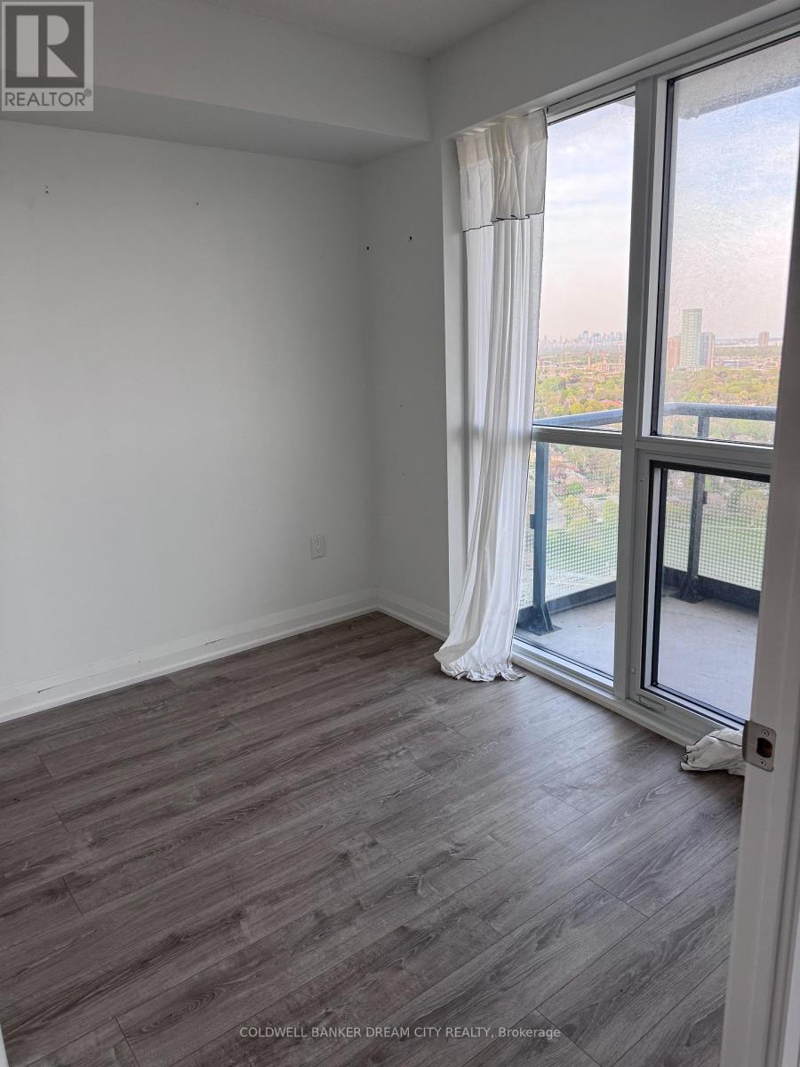 Photo 3 of 2708 30 Gibbs Road, Toronto ON