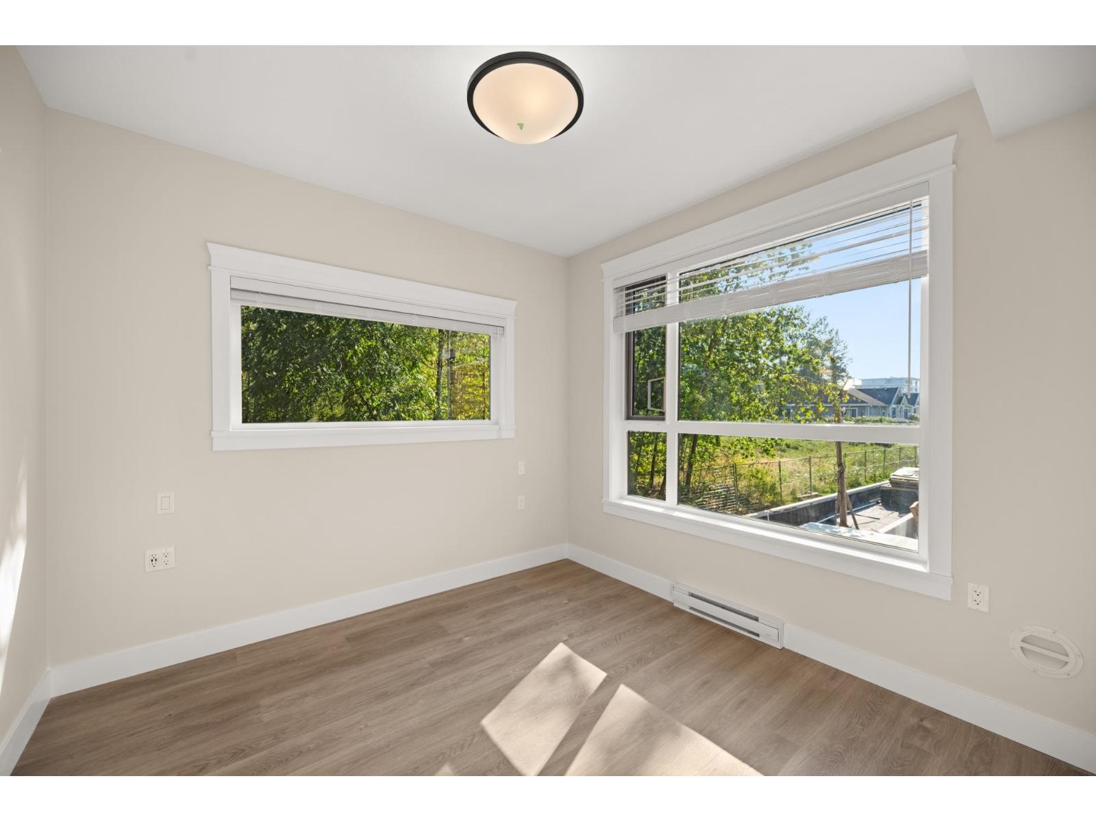 Photo 15 of 209 20926 83 Avenue, Langley BC
