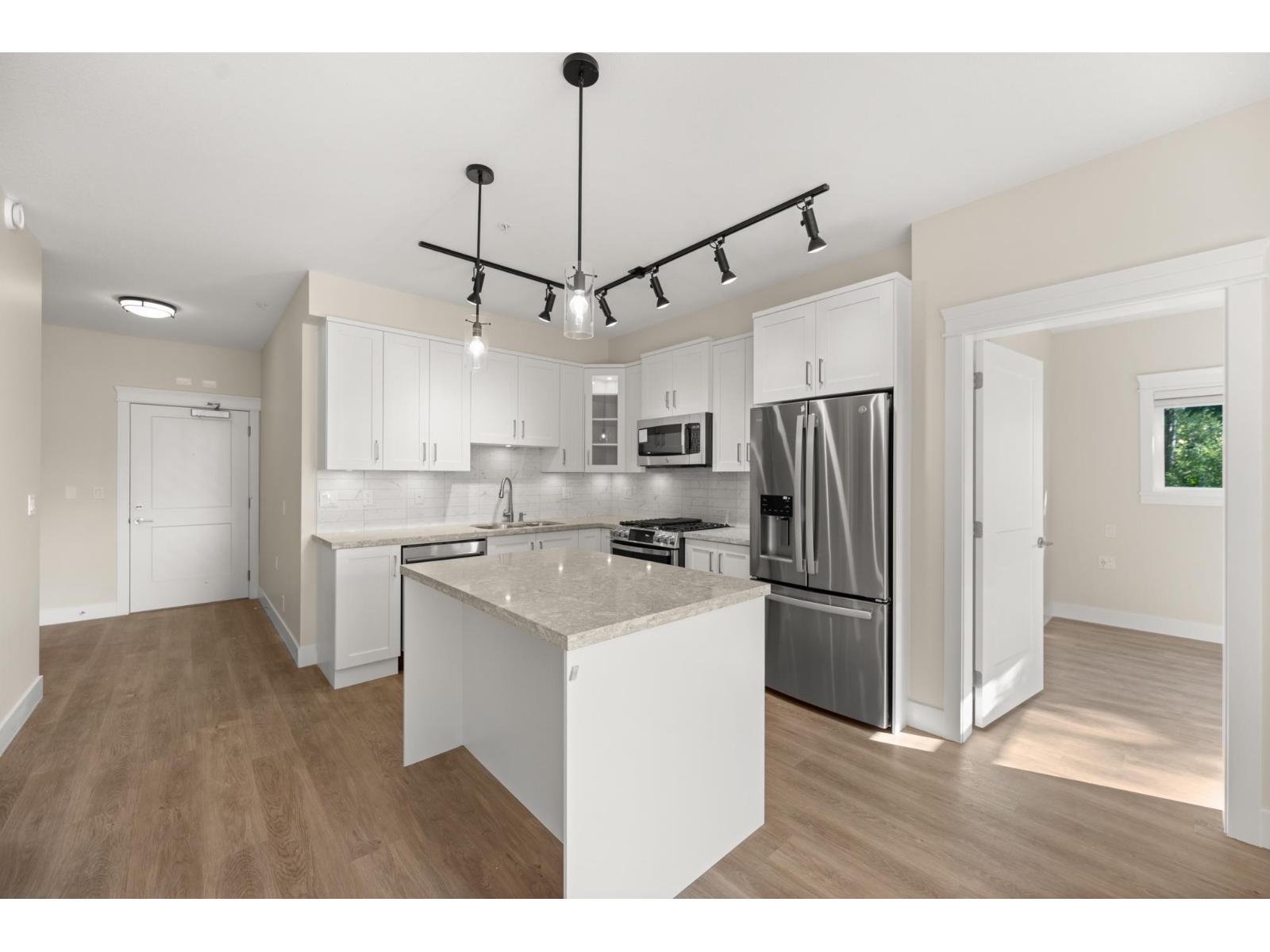 Photo 5 of 209 20926 83 Avenue, Langley BC