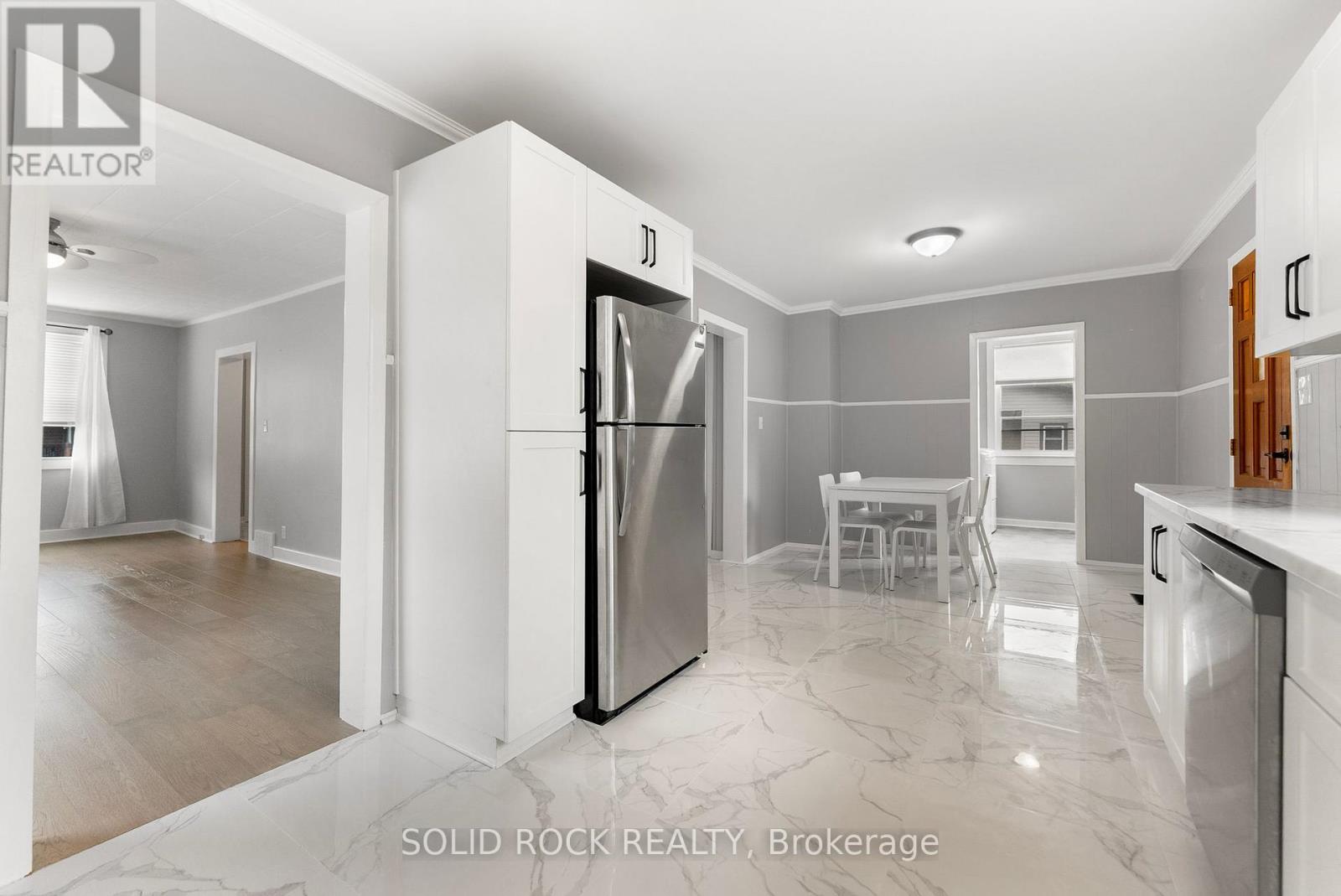 Photo 5 of 60 Hugh Street S, Arnprior ON