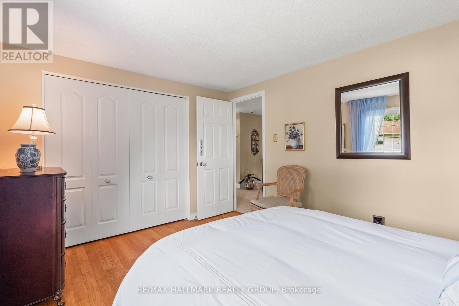 Photo 49 of 52 Knollsbrook Drive, Ottawa ON