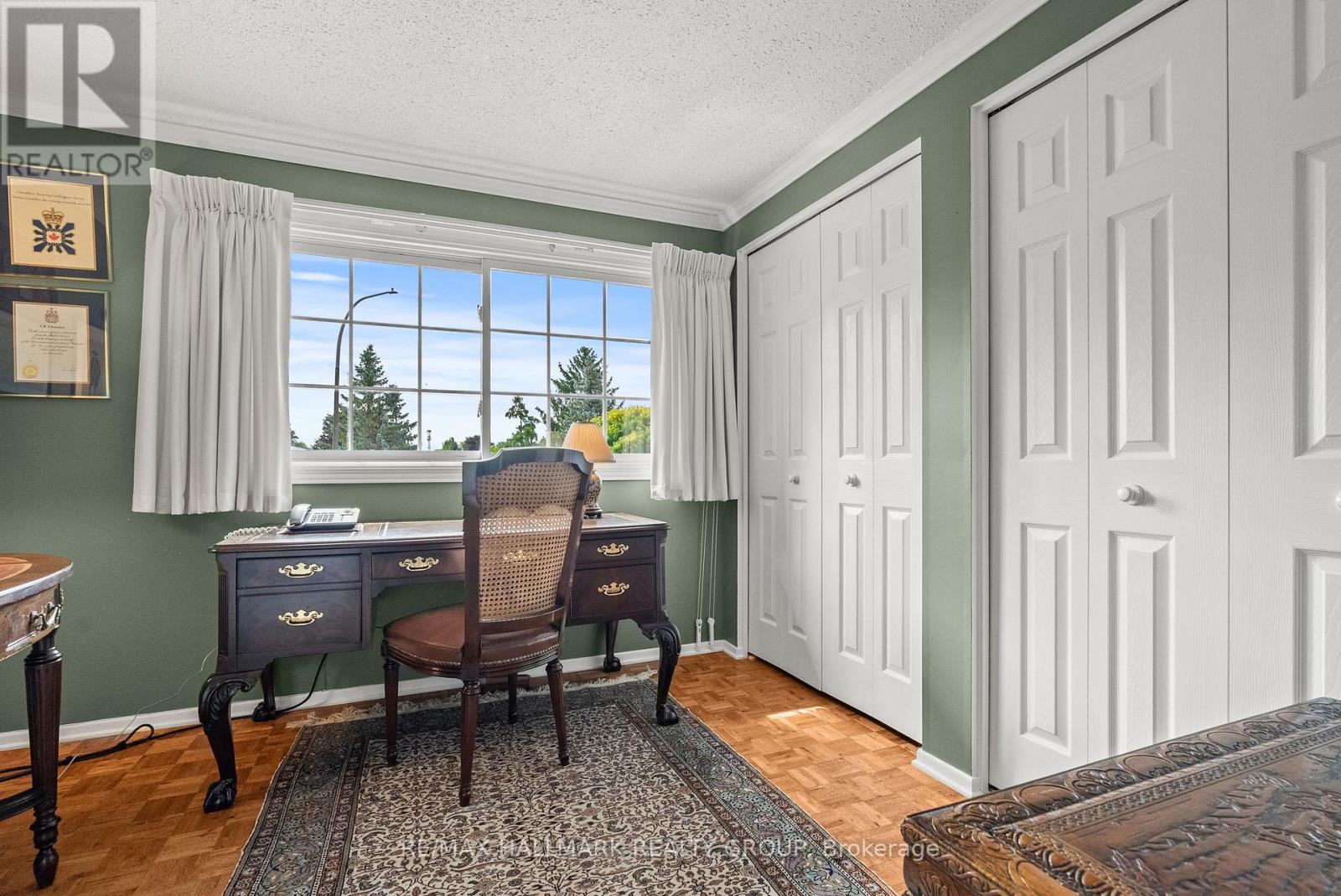 Photo 34 of 52 Knollsbrook Drive, Ottawa ON