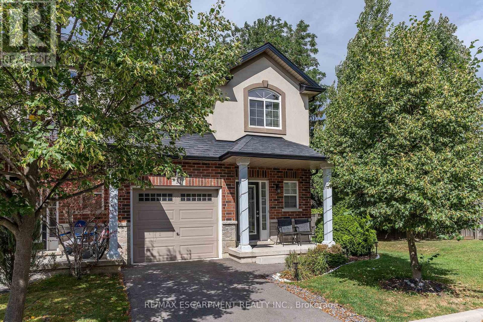 Photo 7 of 14 345 Glancaster Road, Hamilton ON