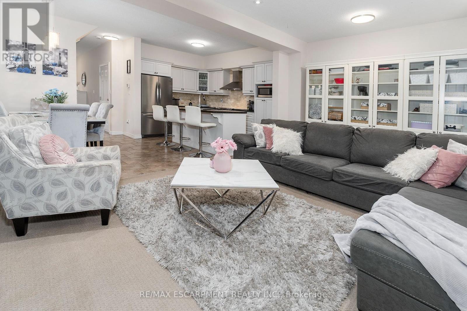 Photo 34 of 14 345 Glancaster Road, Hamilton ON