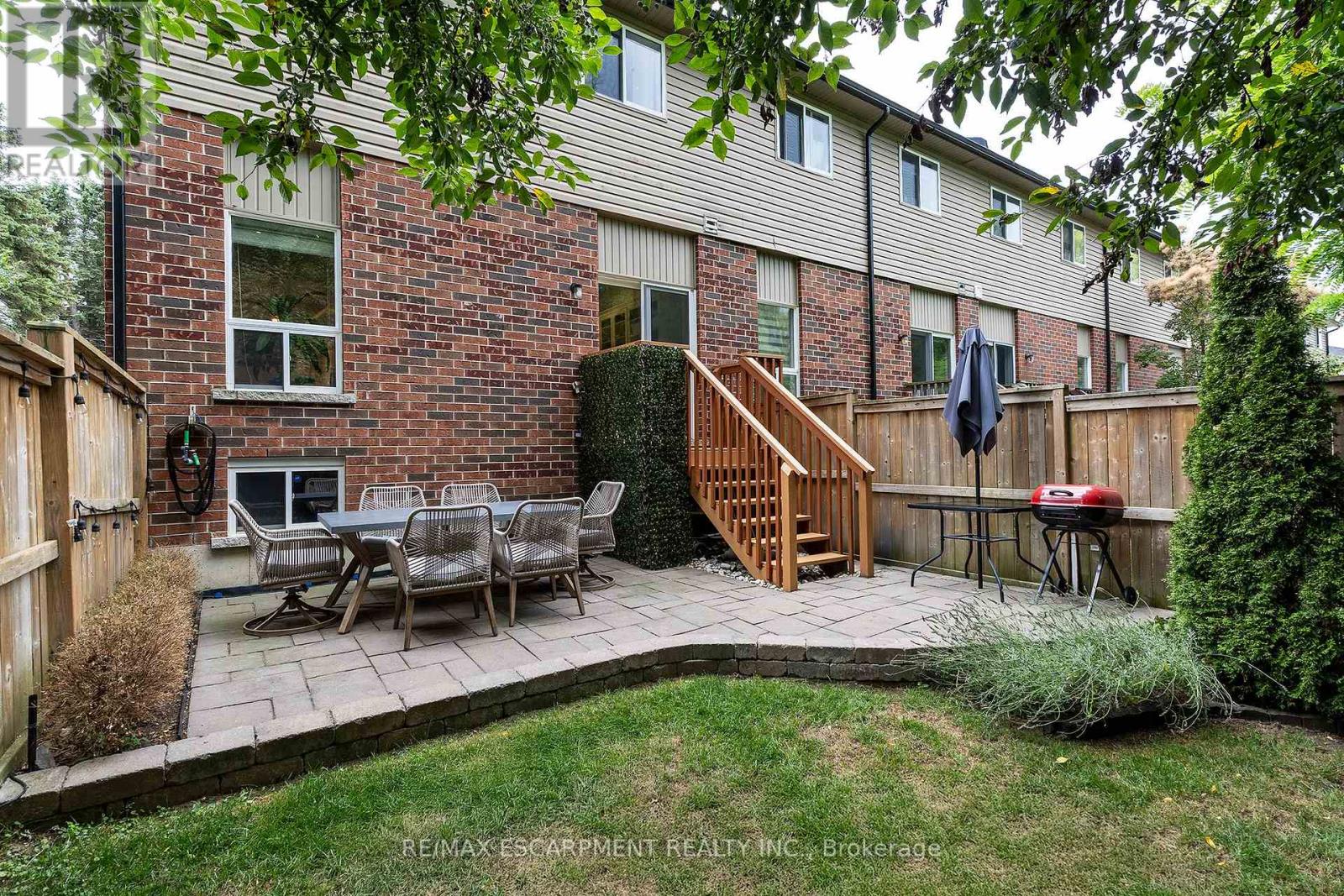 Photo 11 of 14 345 Glancaster Road, Hamilton ON