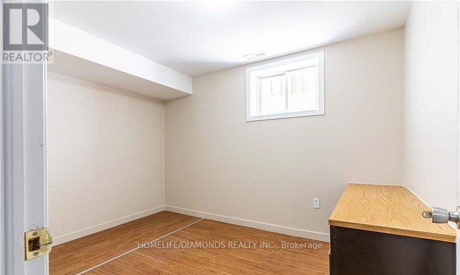 Photo 31 of 209 Thurman Circle, London East ON