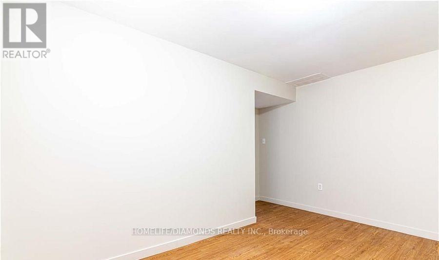 Photo 34 of 209 Thurman Circle, London East ON