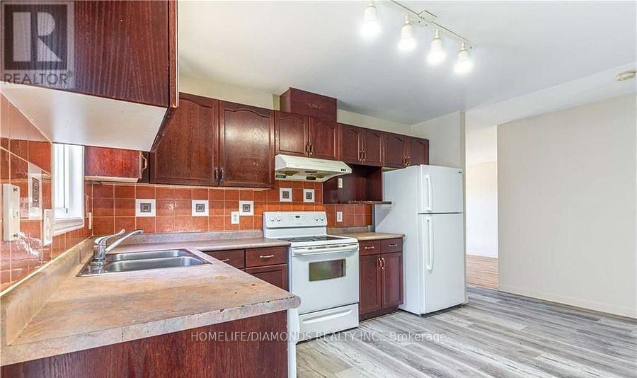 Photo 29 of 209 Thurman Circle, London East ON