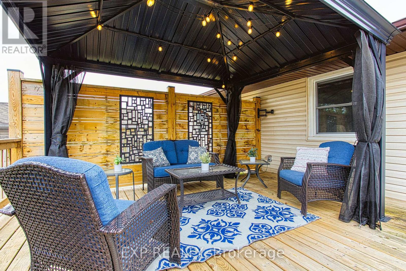 Photo 38 of 4382 Central Avenue, Lincoln ON