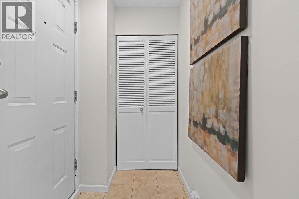 Photo 11 of 206 629 7th Avenue, Vancouver BC