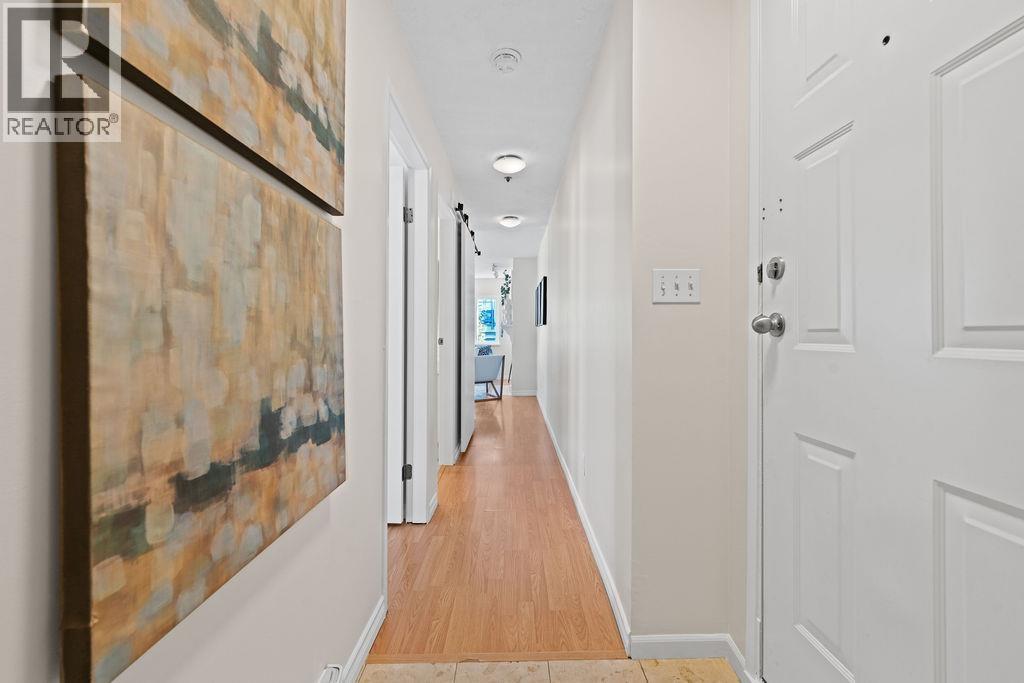 Photo 12 of 206 629 7th Avenue, Vancouver BC