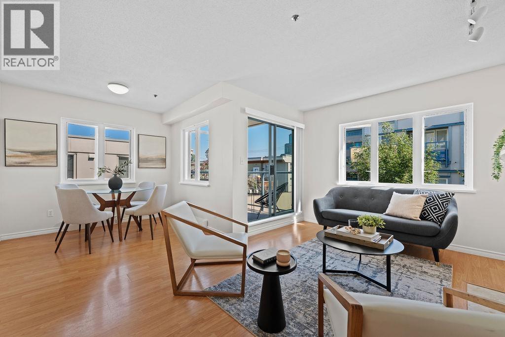 Photo 3 of 206 629 7th Avenue, Vancouver BC