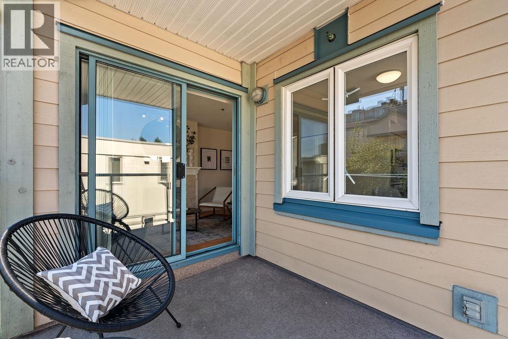 Photo 35 of 206 629 7th Avenue, Vancouver BC