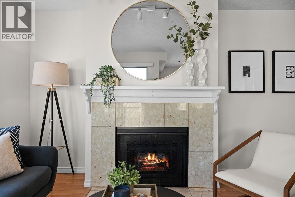 Photo 38 of 206 629 7th Avenue, Vancouver BC