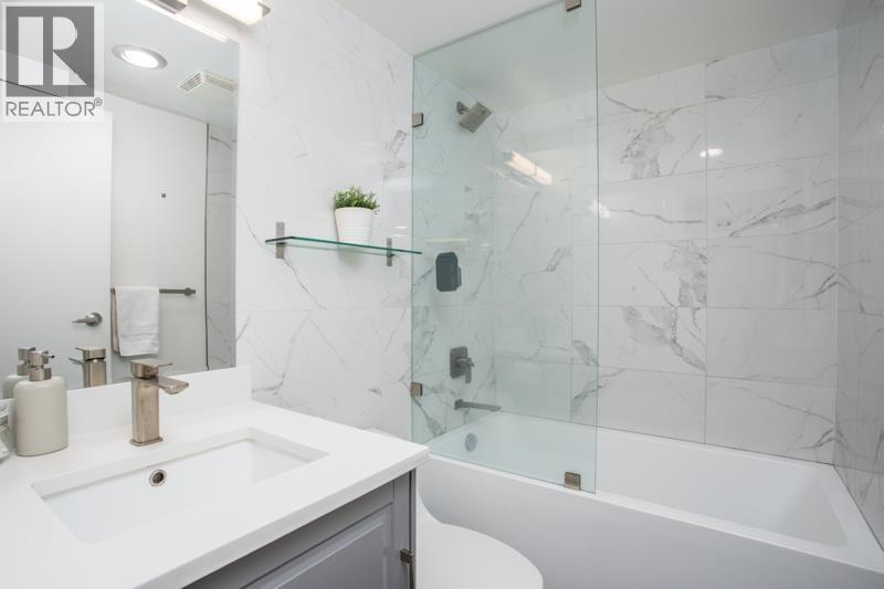 Photo 18 of 105 825 E 7th Avenue, Vancouver BC