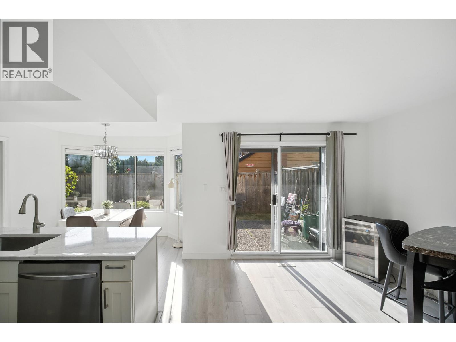 Photo 12 of 1 4411 Williams Road, Richmond BC