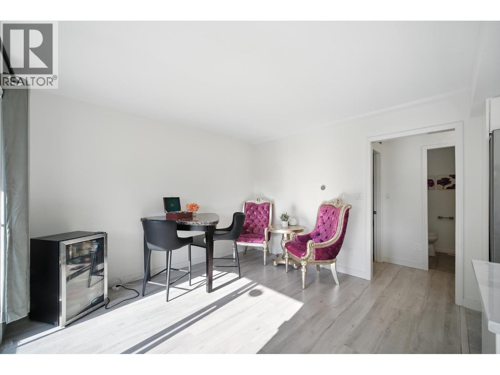 Photo 13 of 1 4411 Williams Road, Richmond BC