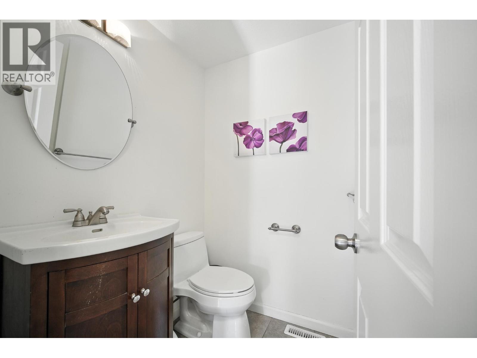 Photo 7 of 1 4411 Williams Road, Richmond BC