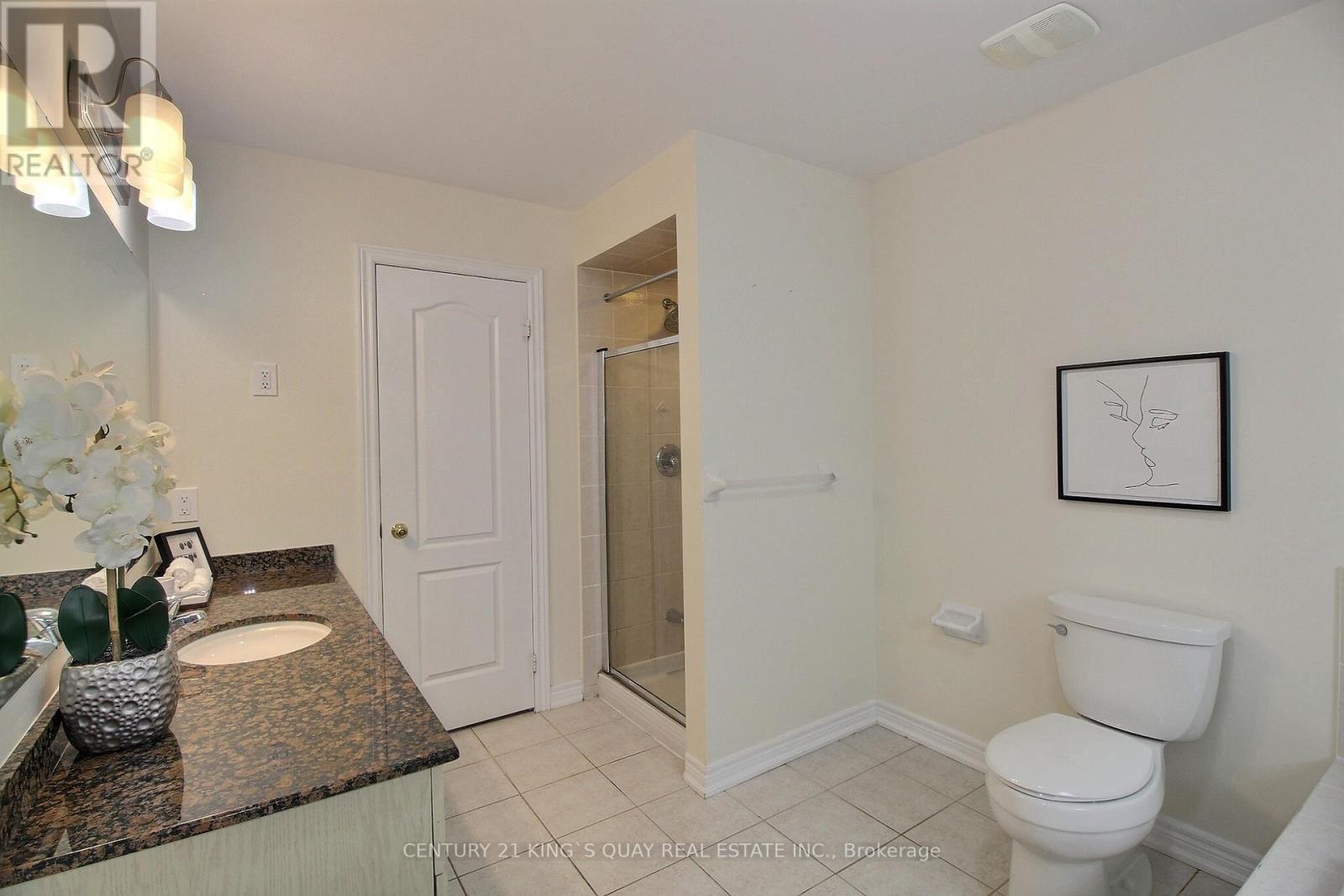 Single Family House for Sale in  LAUDERDALE DRIVE Vaughan (Patterson) 