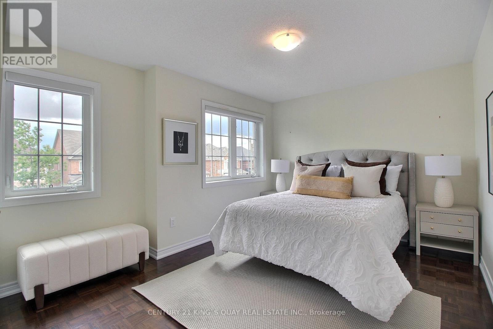 Single Family House for Sale in  LAUDERDALE DRIVE Vaughan (Patterson) 