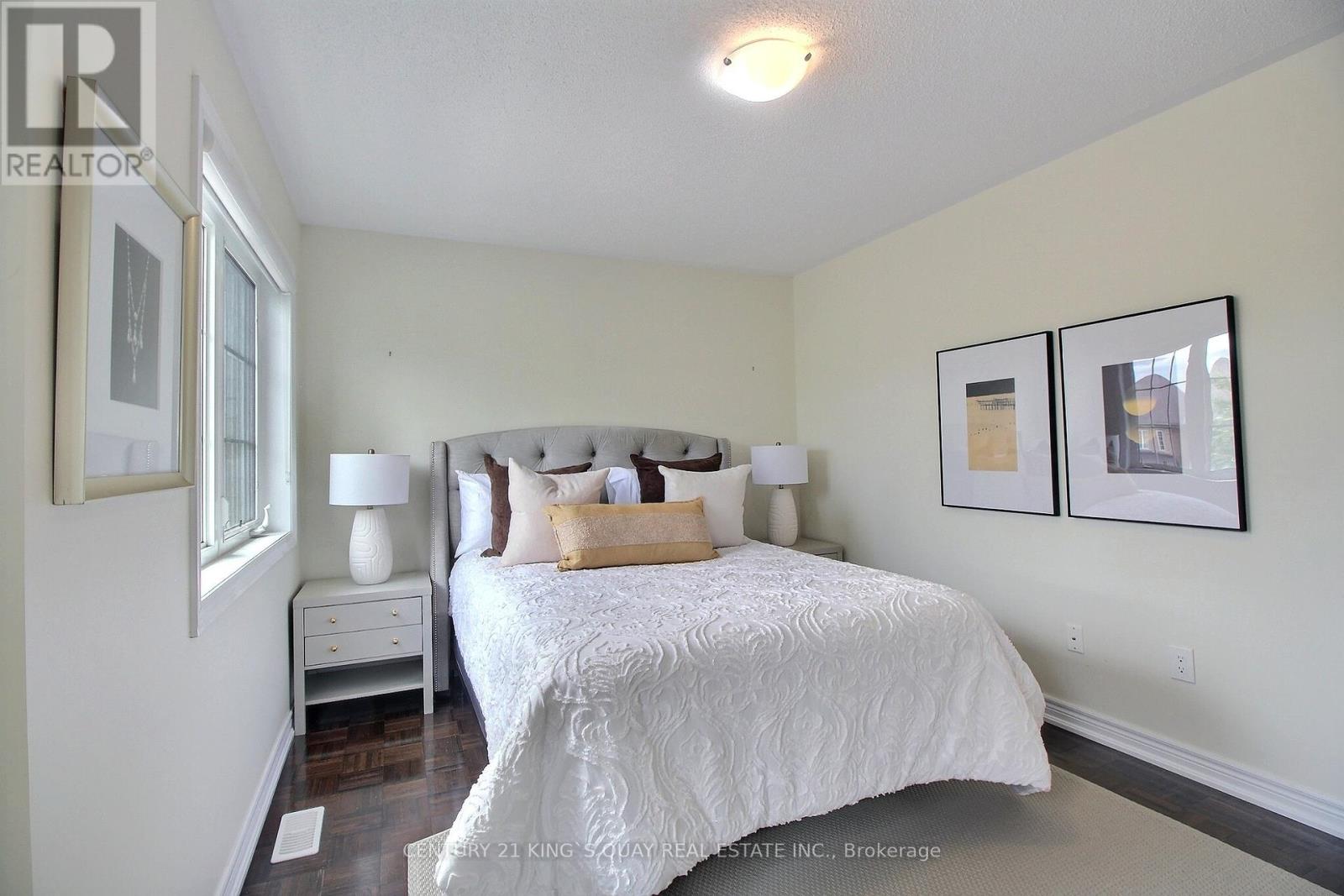 Single Family House for Sale in  LAUDERDALE DRIVE Vaughan (Patterson) 