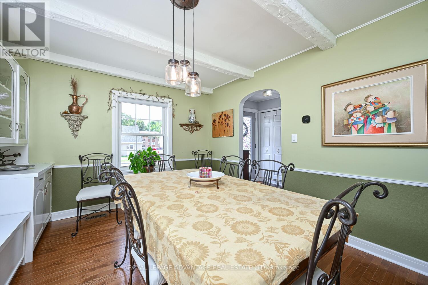 Photo 8 of 67 Jasper Avenue, Smiths Falls ON