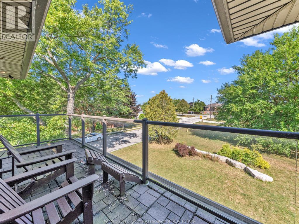 Photo 33 of 11965 Riverside Drive East, Windsor ON
