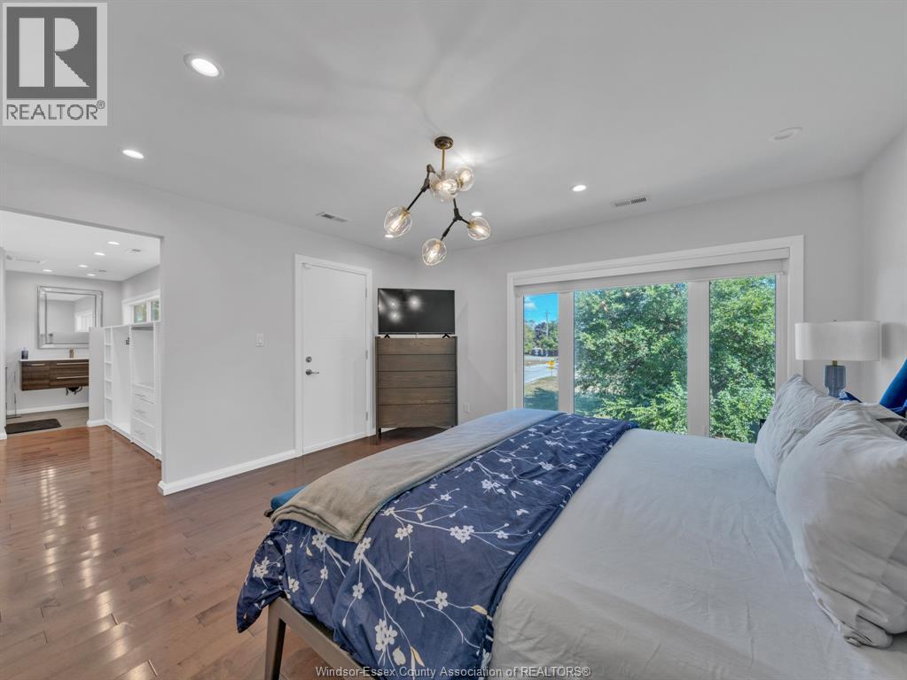 Photo 37 of 11965 Riverside Drive East, Windsor ON