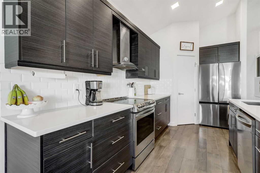 Photo 4 of 7106 85 A Street, Grande Prairie AB
