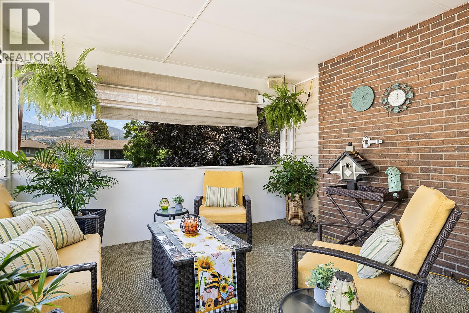 Photo 16 of 1085 Tamarack Drive, Kelowna BC