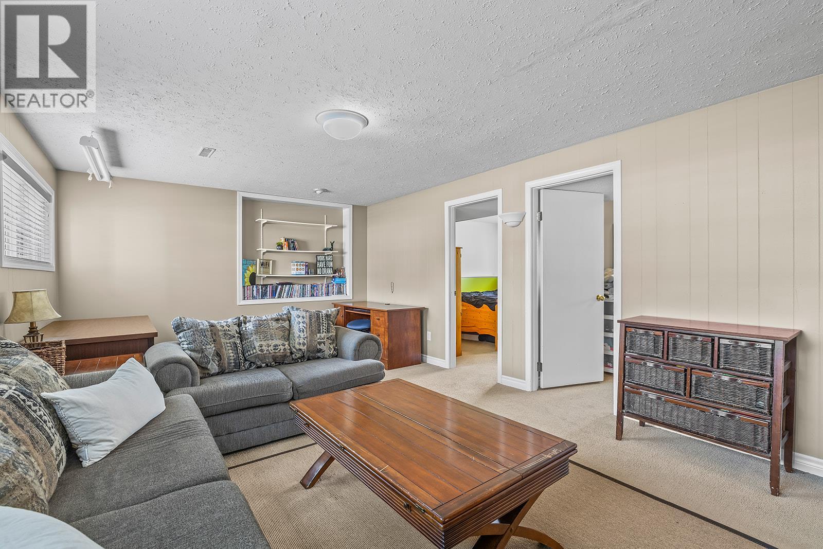 Photo 32 of 1085 Tamarack Drive, Kelowna BC