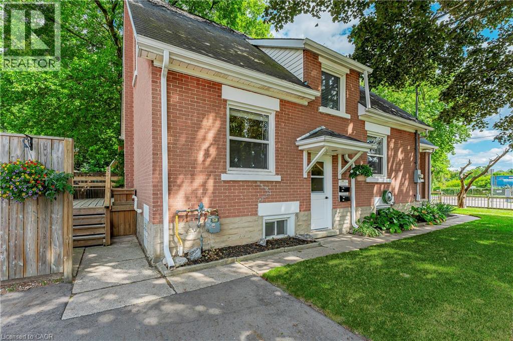 Photo 11 of 854 Guelph Street, Kitchener ON