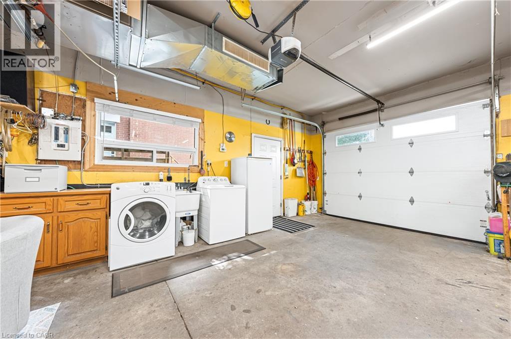 Photo 13 of 854 Guelph Street, Kitchener ON
