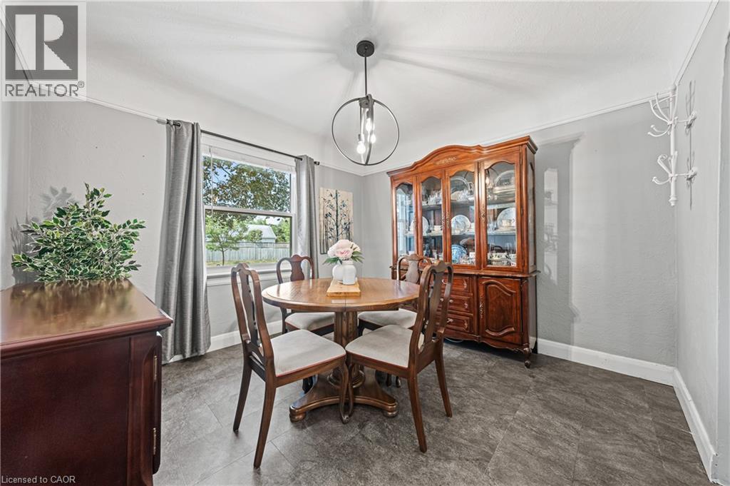 Photo 16 of 854 Guelph Street, Kitchener ON