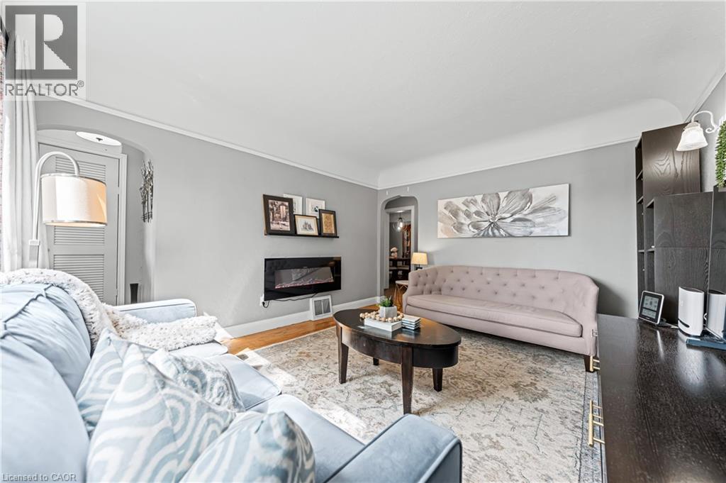 Photo 17 of 854 Guelph Street, Kitchener ON