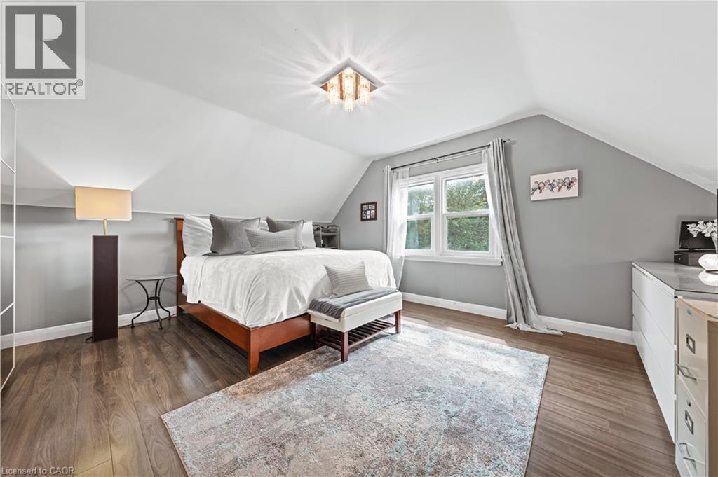 Photo 31 of 854 Guelph Street, Kitchener ON