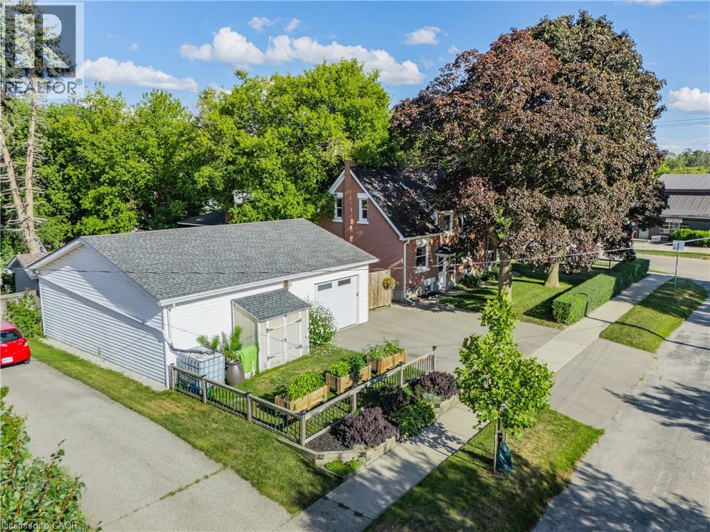 Photo 1 of 854 Guelph Street, Kitchener ON