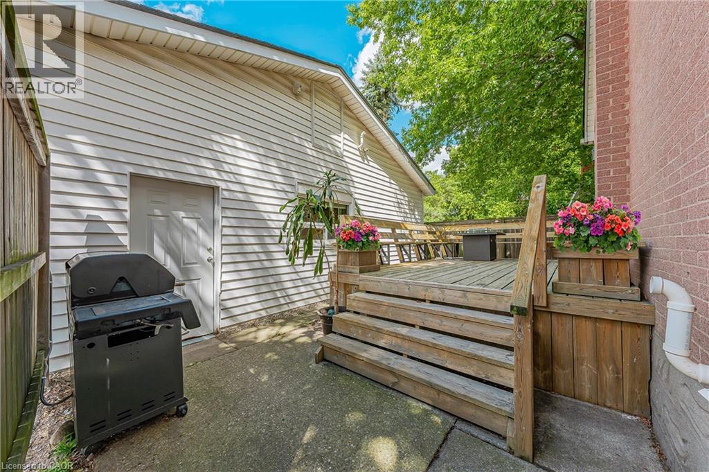 Photo 42 of 854 Guelph Street, Kitchener ON
