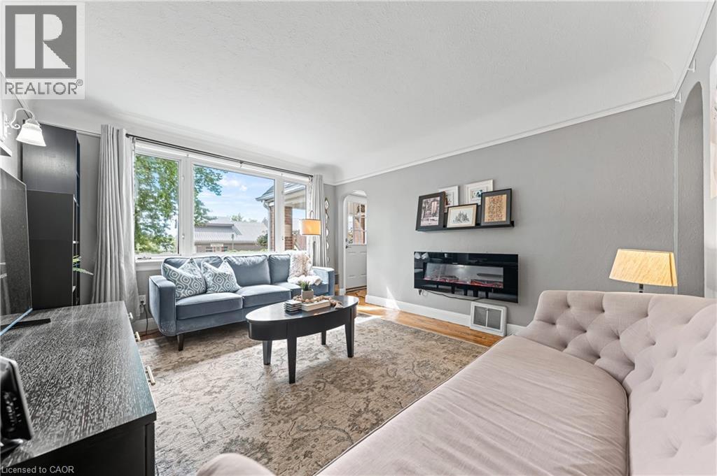 Photo 38 of 854 Guelph Street, Kitchener ON