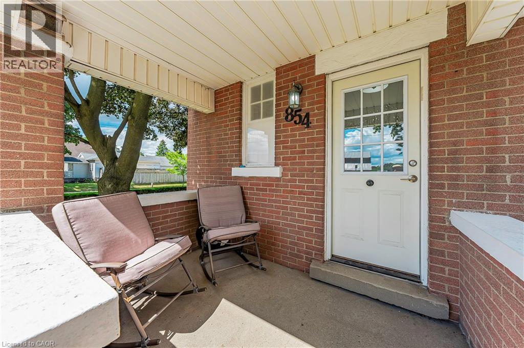 Photo 33 of 854 Guelph Street, Kitchener ON