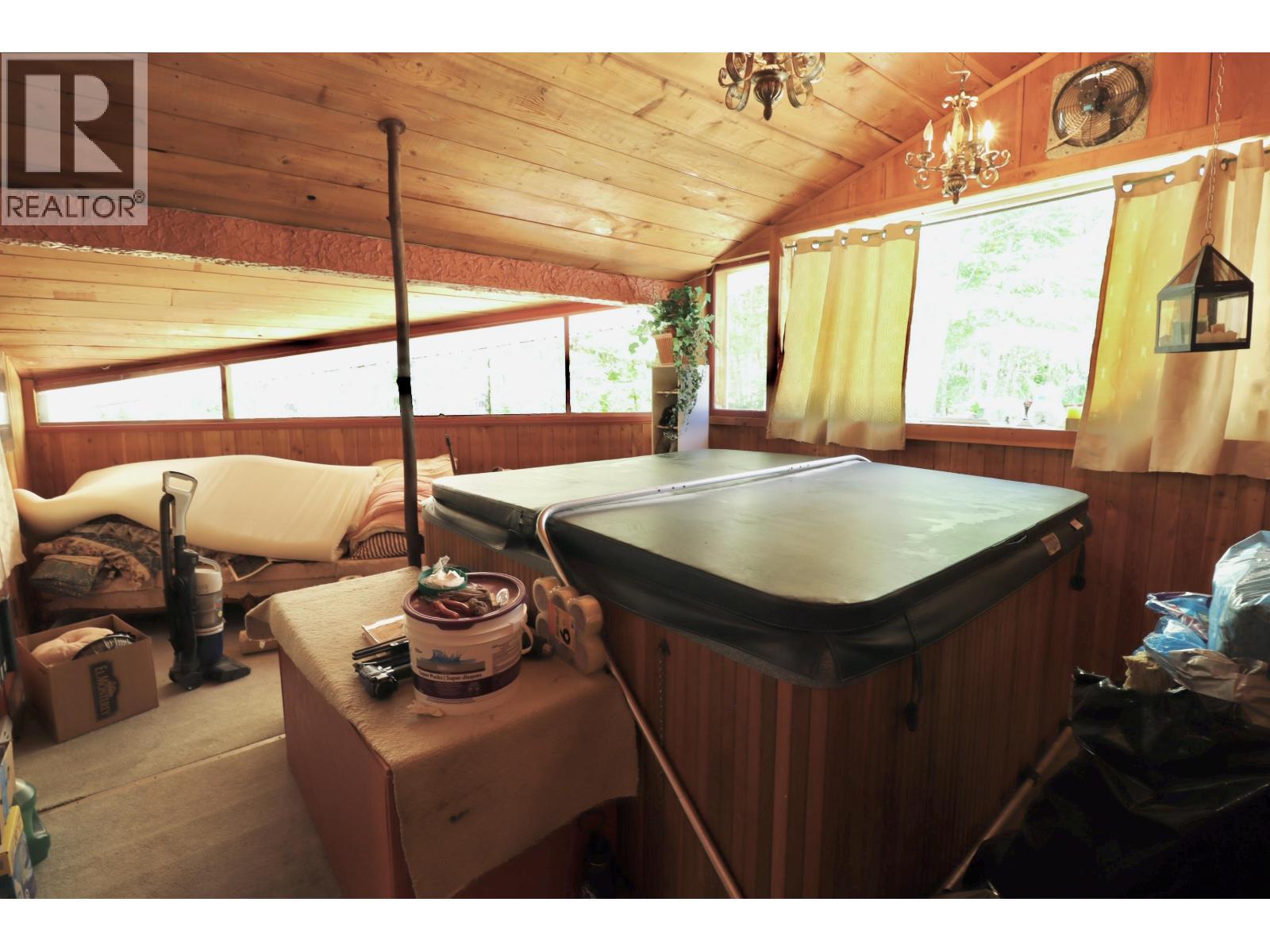 Photo 14 of 38223 Bannock Road, Hixon BC