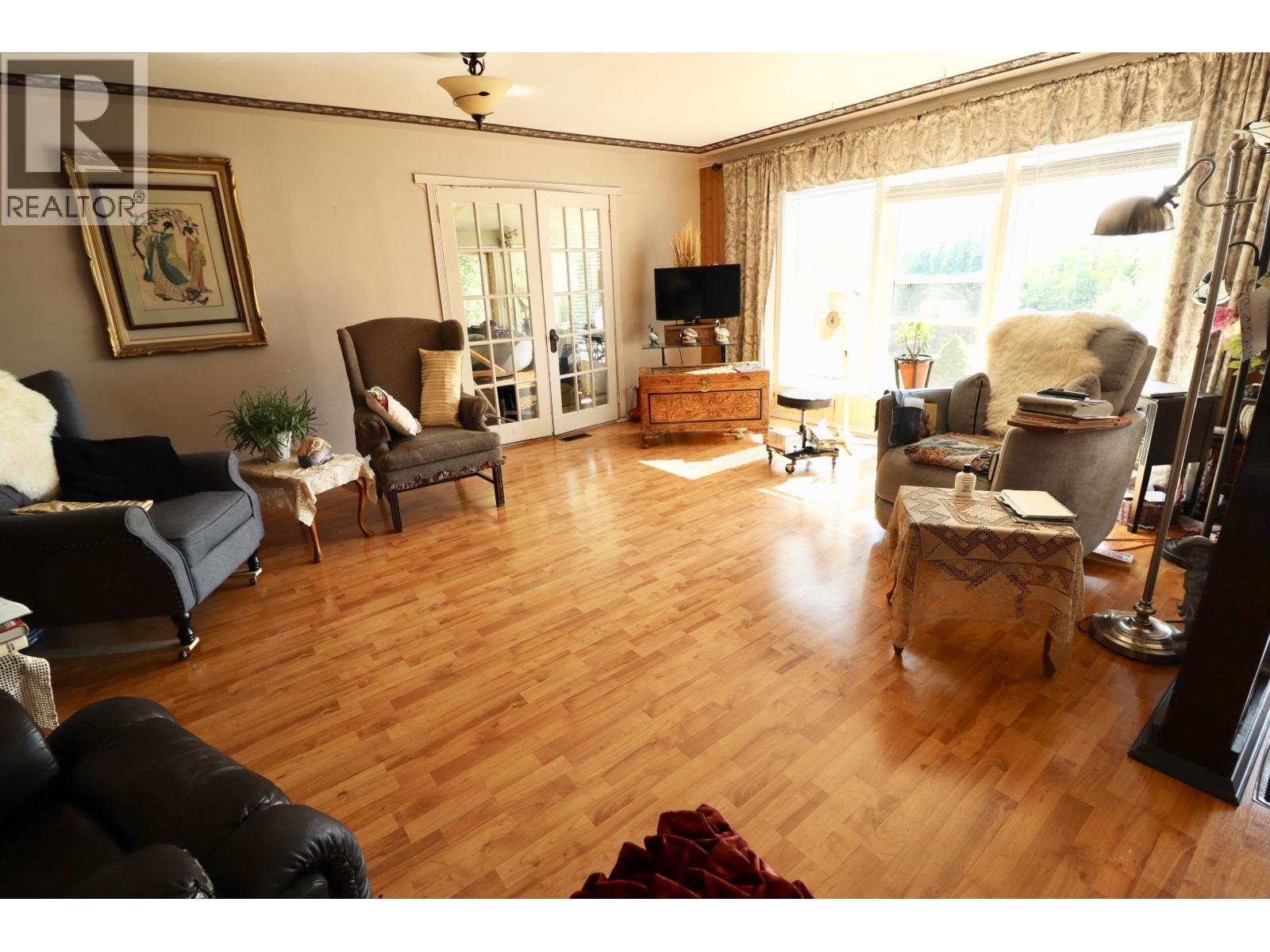 Photo 9 of 38223 Bannock Road, Hixon BC