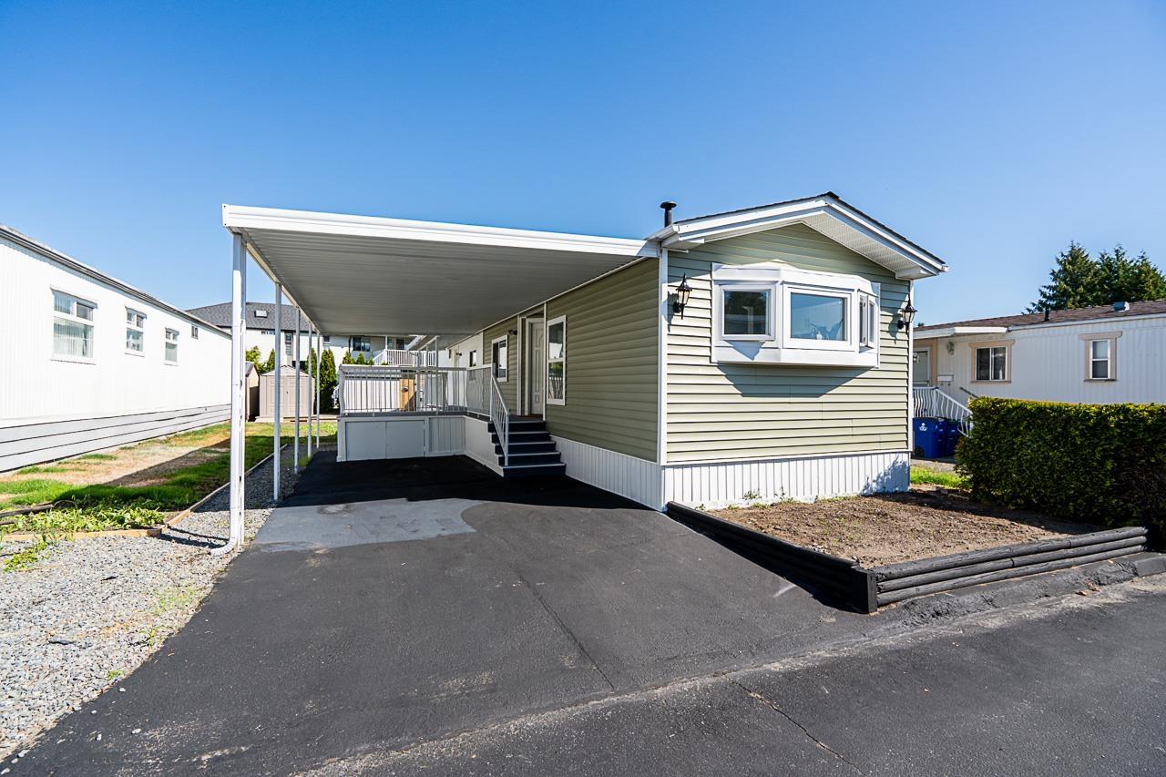 House in Surrey - Image 21