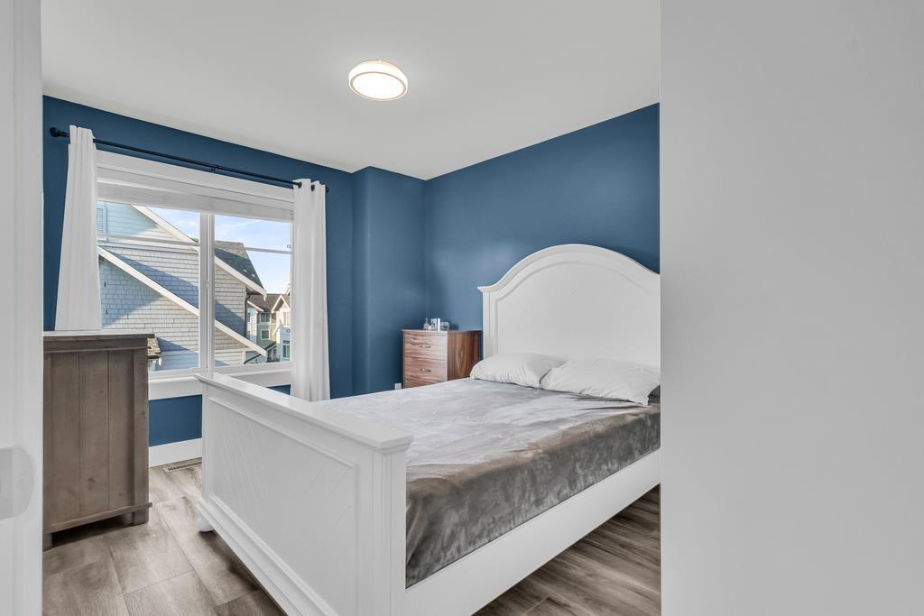Photo 23 of 10 19239 70 Avenue, Surrey BC