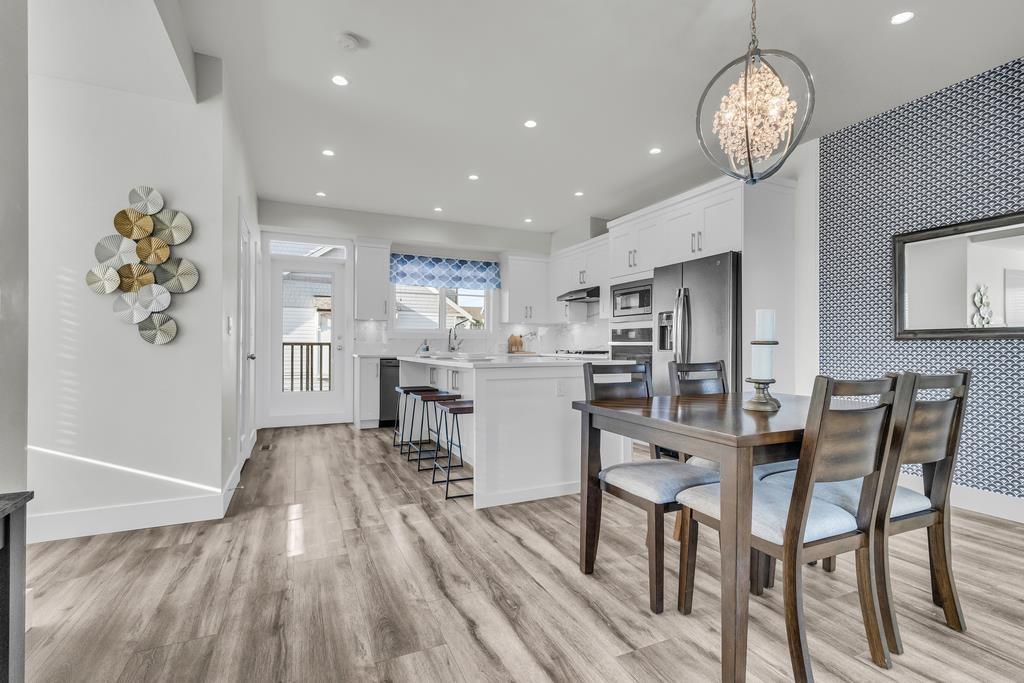 Photo 11 of 10 19239 70 Avenue, Surrey BC
