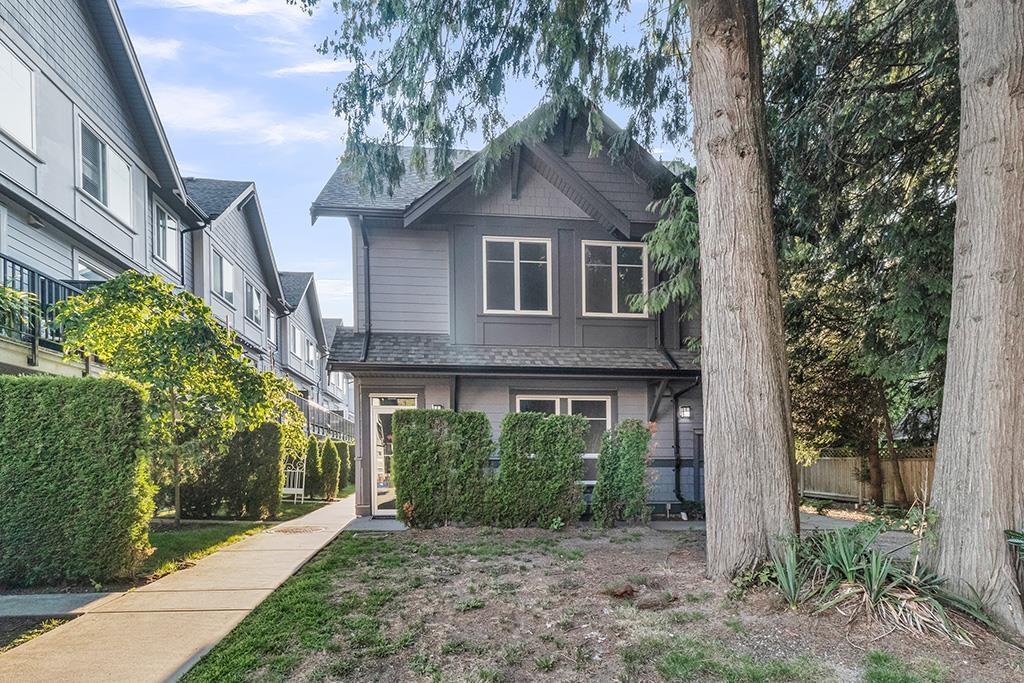 Photo 39 of 10 19239 70 Avenue, Surrey BC