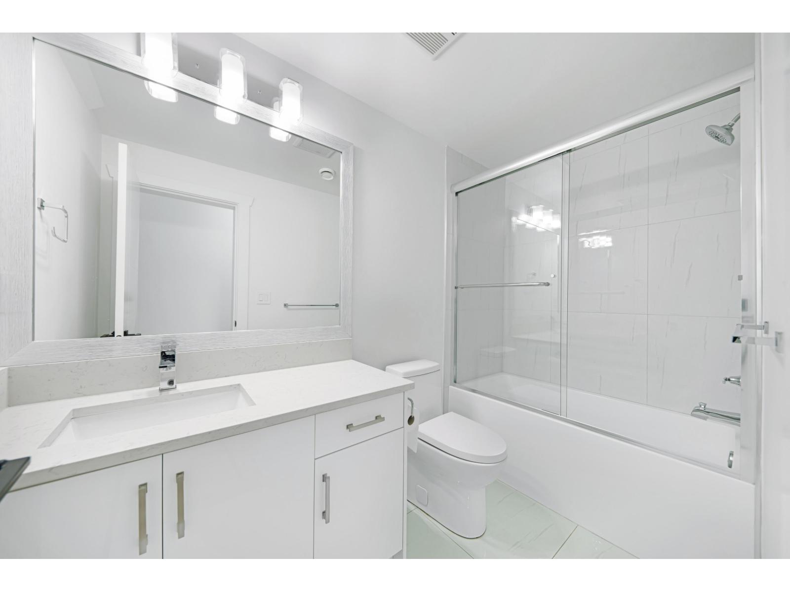 16762 16 AVENUE, Surrey