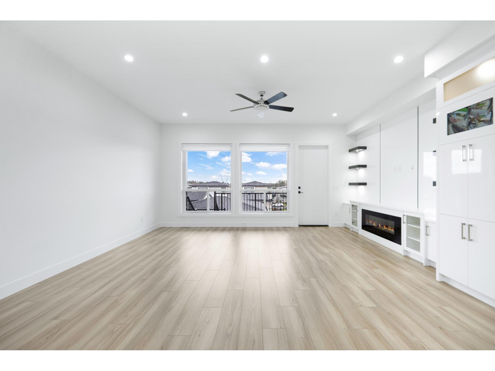 16762 16 AVENUE, Surrey